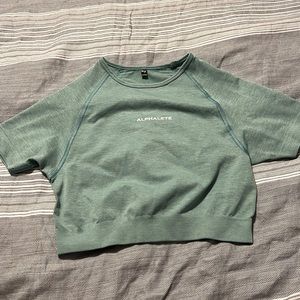 Alphalete crop top. Light green.